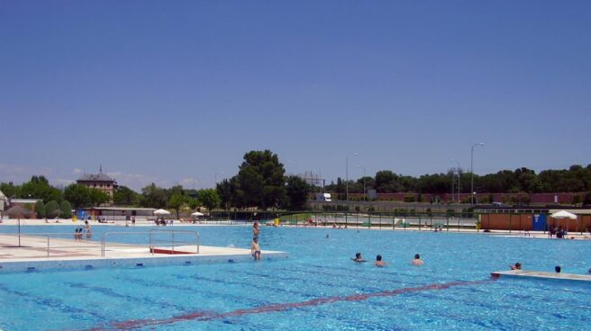 piscina pública grande Merca2.es