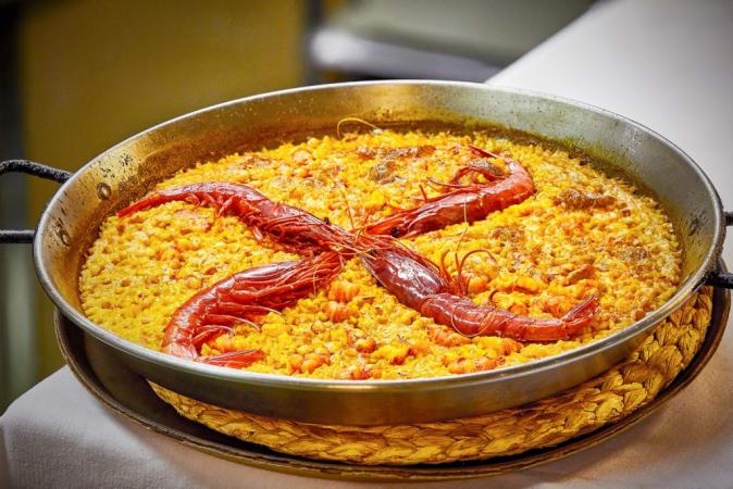 Arroz de carabinero en paella Merca2.es