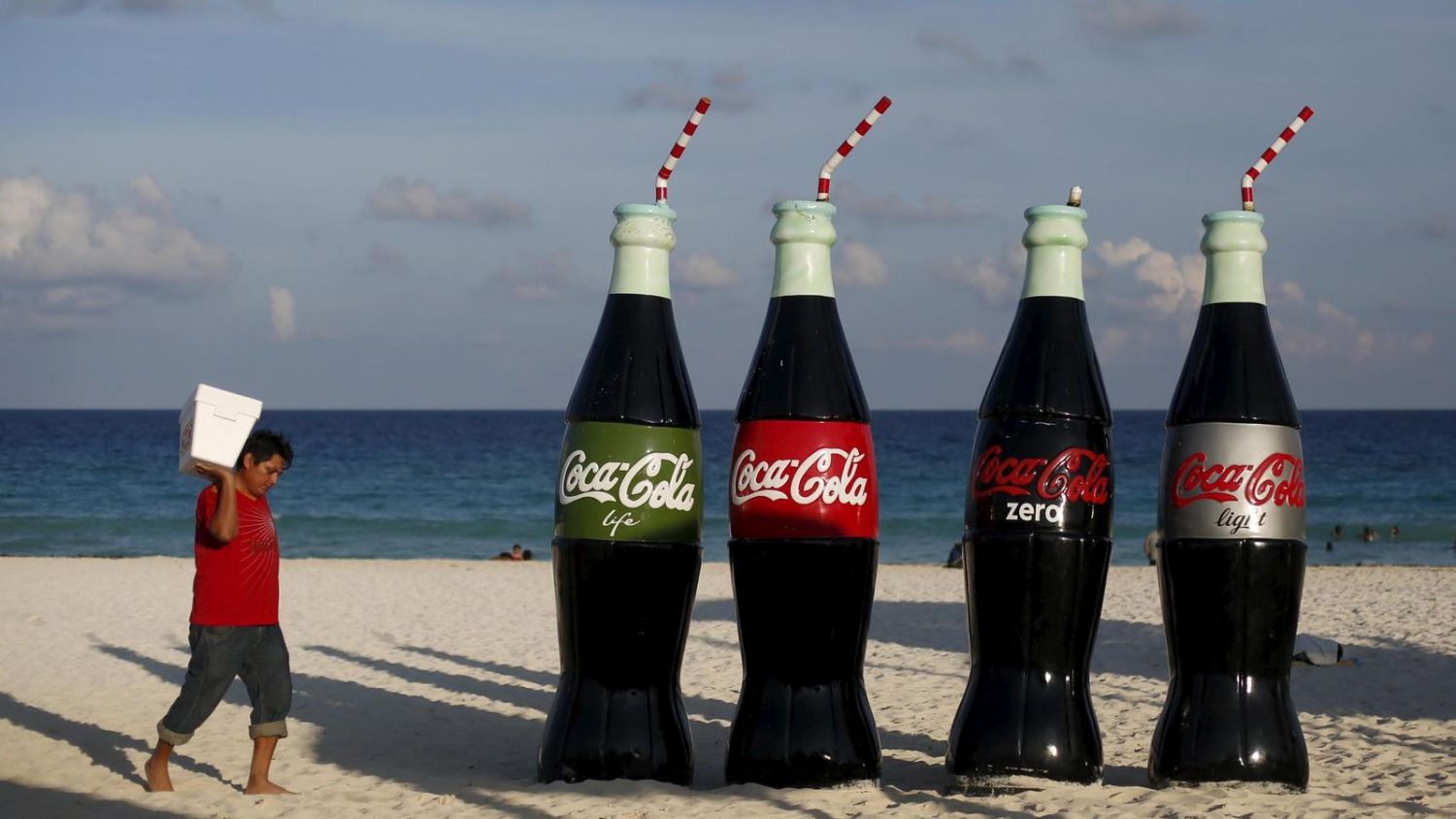 La propaganda verde de Coca-Cola: ‘greenwashing’ en oceanos de plástico