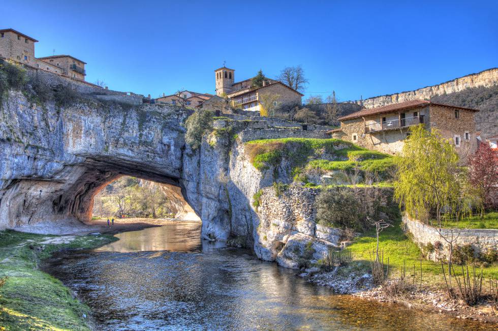 Pueblos de Espana Puentedey Merca2.es