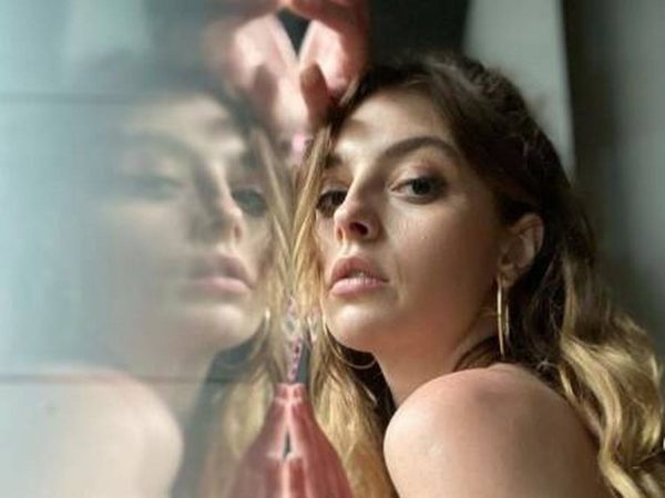 Infiel: el cambio físico de Melis Sezen, en fotos 9 Merca2.es f.elconfidencial.com original b16 c33 e95 b16c33e951b17ab942a15c0ee96b3c77 Merca2.es