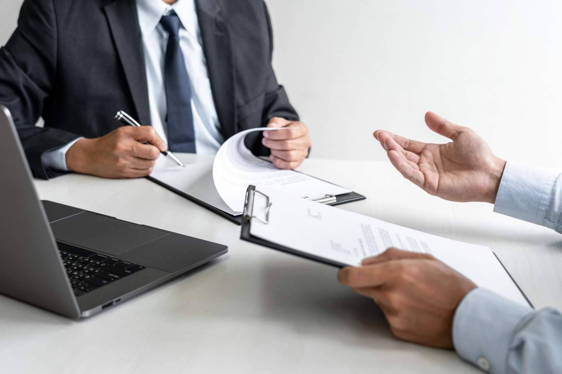 Las bonificaciones disponibles para contratar empleados en 2022, por Asesoría Rubio