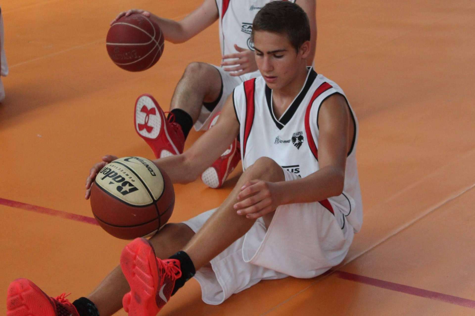 Los diferentes programas adaptados a los requisitos de cada uno de sus jugadores que ofrece el Campus de Baloncesto Rafael Jofresa
