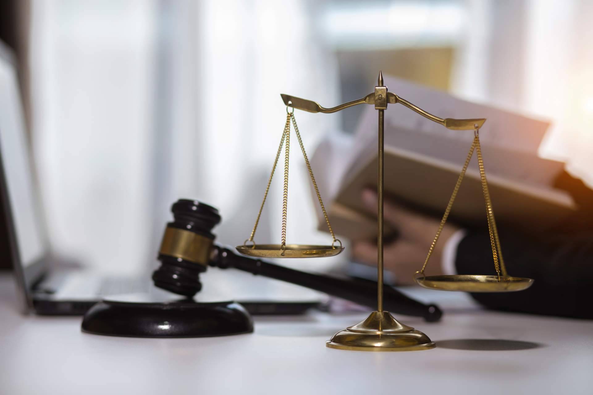 Regulaciones normativas y obligaciones legales que deben cumplir las empresas
