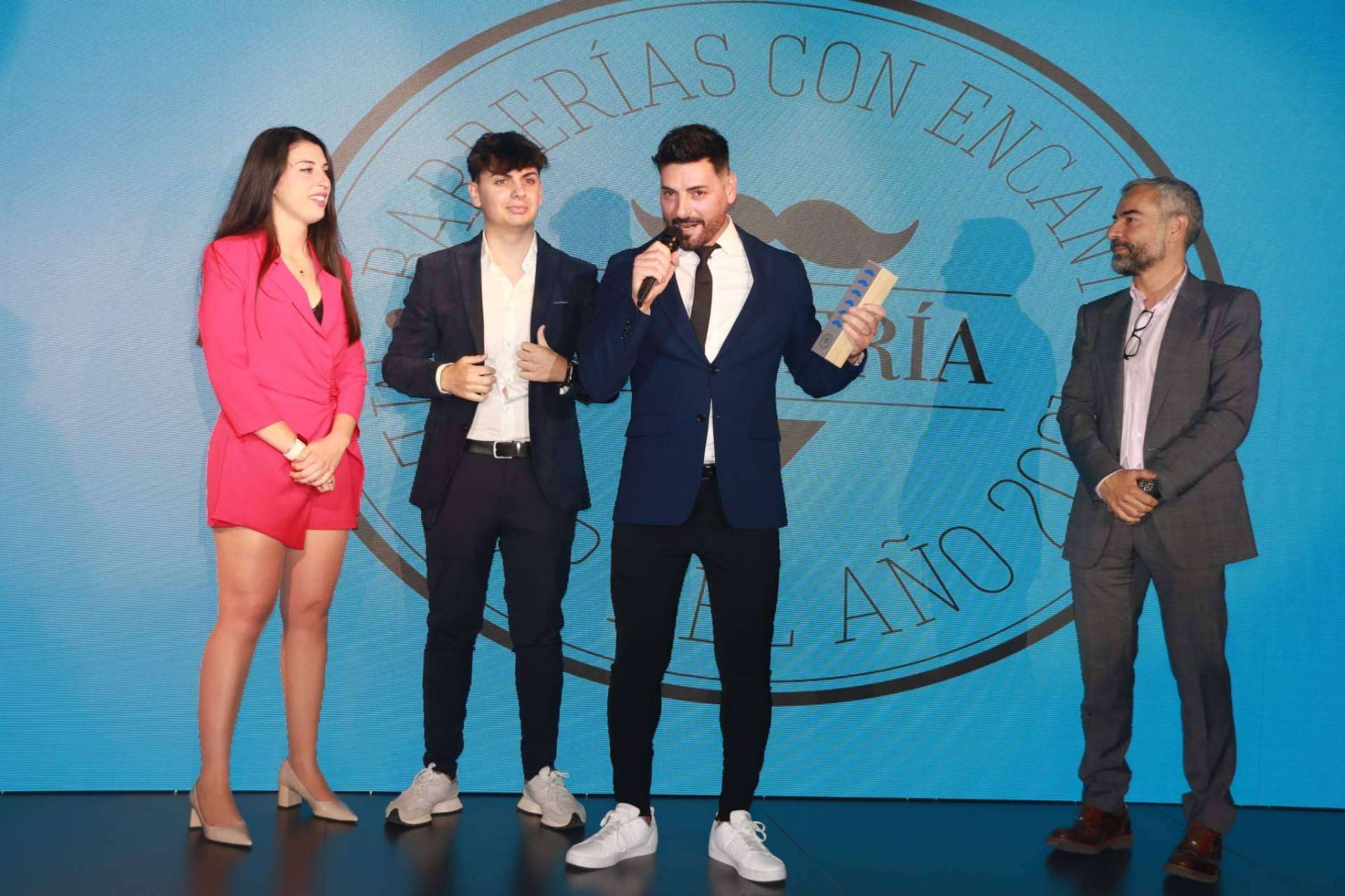 Lords & Barbers recibe el premio a la ‘Mejor barbería de España’