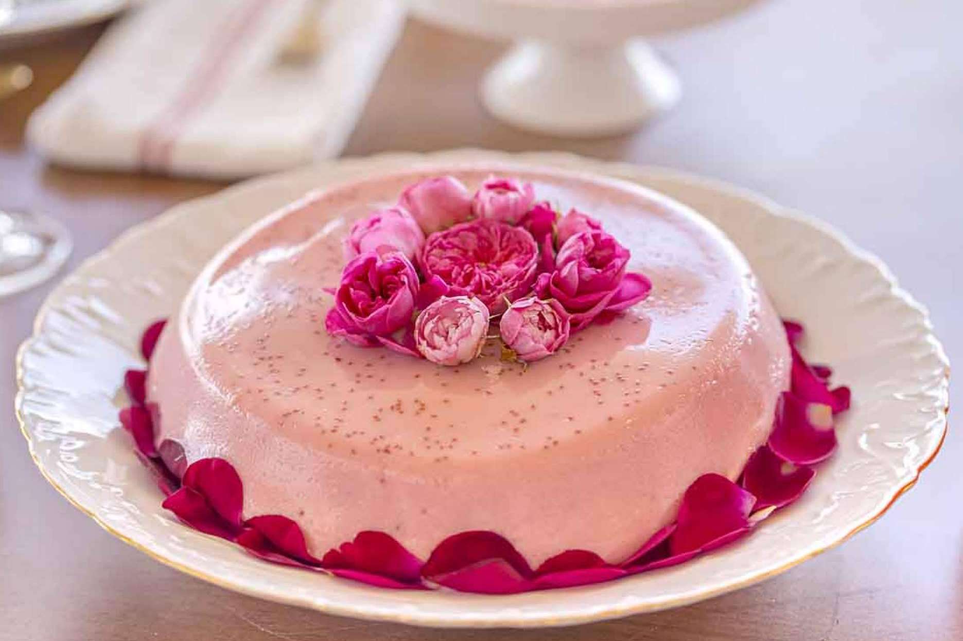 ¿Cuáles son los beneficios gastronómicos y para la salud de las flores comestibles?