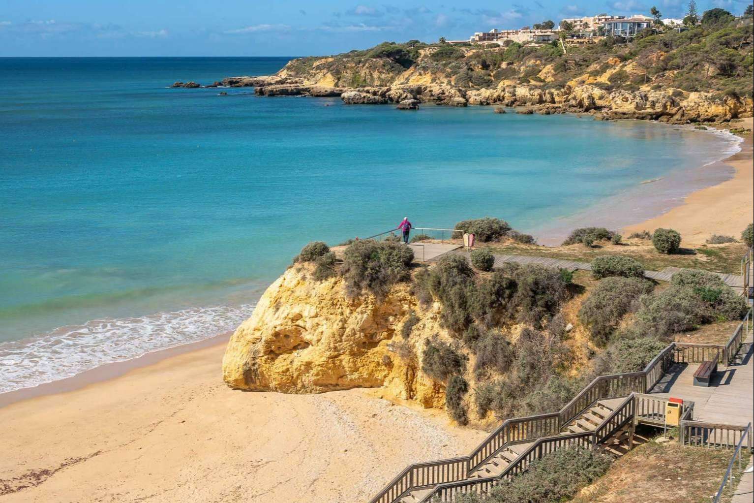 ¿Cómo encontrar un buen alojamiento en el Algarve portugués?, por ISholidays.com
