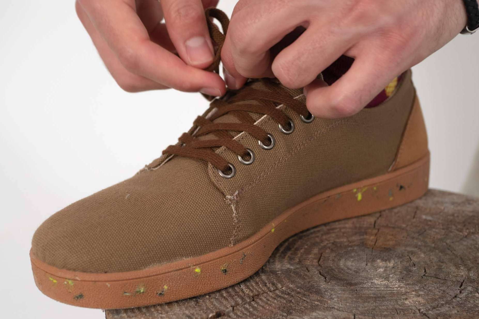 NoTime, un proyecto innovador creado en España que recicla pelotas de tenis y pádel para hacer zapatillas