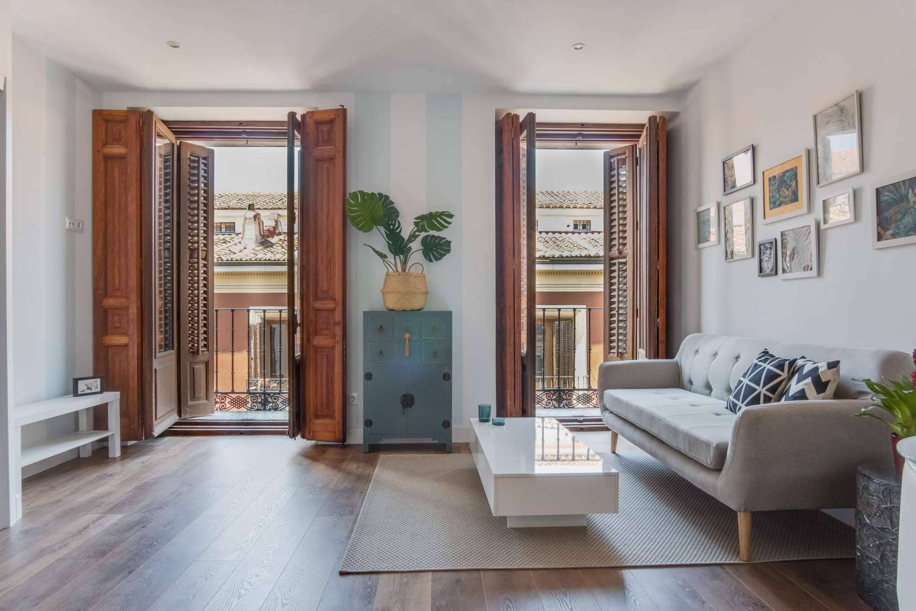 ¿Cuáles son los beneficios que obtienen los propietarios al contratar una agencia de gestión inmobiliaria?, por Homes2Rent