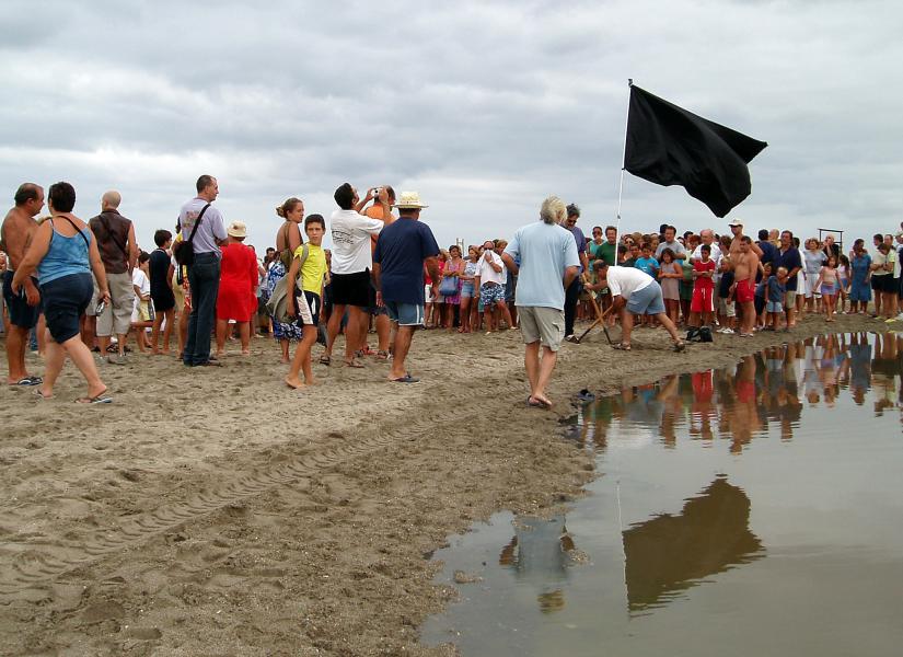 Las peores playas de España en las que nunca deberías bañarte