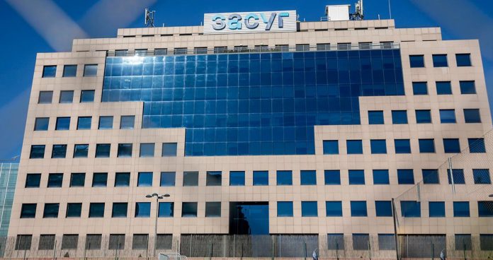 Sacyr, una constructora tipo empresa de servicios, que se acercaría al payout