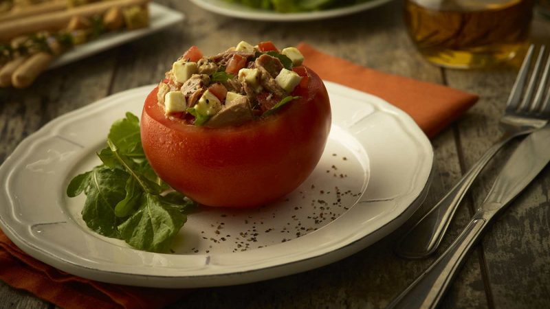 tomates rellenos de atun y huevo Merca2.es