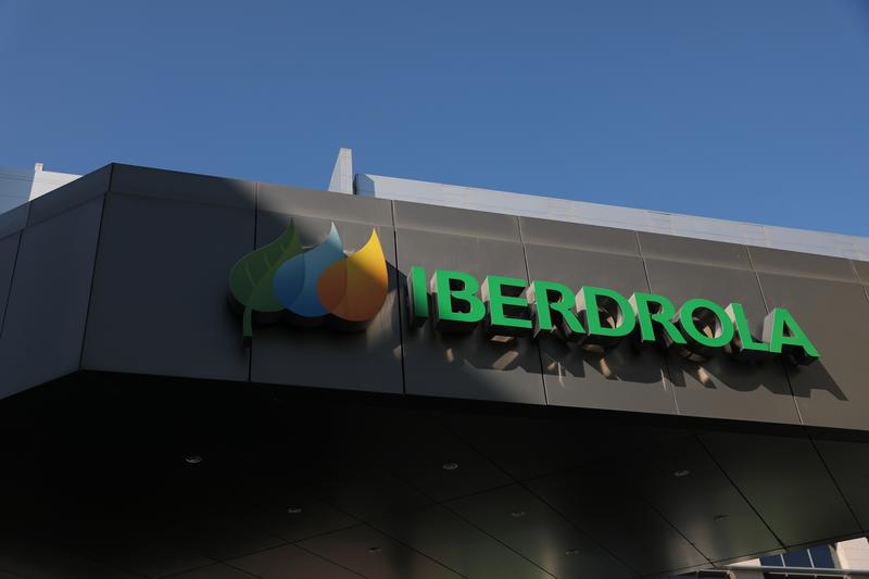 La Audiencia Nacional abre juicio oral contra Iberdrola y cuatro directivos por subir el precio de la luz