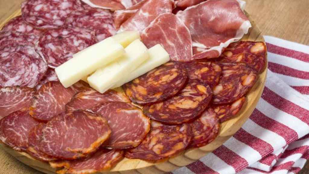 Embutidos: estos son los más saludables según la OCU