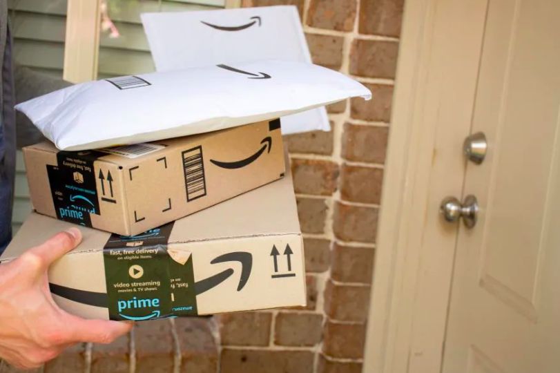 Amazon escurre el bulto en la polémica de las devoluciones