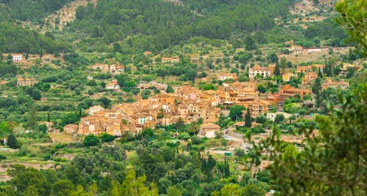 Fornalutx pueblos bellos españa