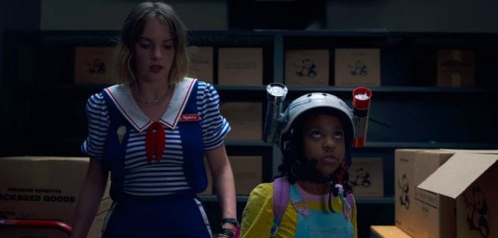 Stranger Things Robin Erica 702x336 1 Merca2.es