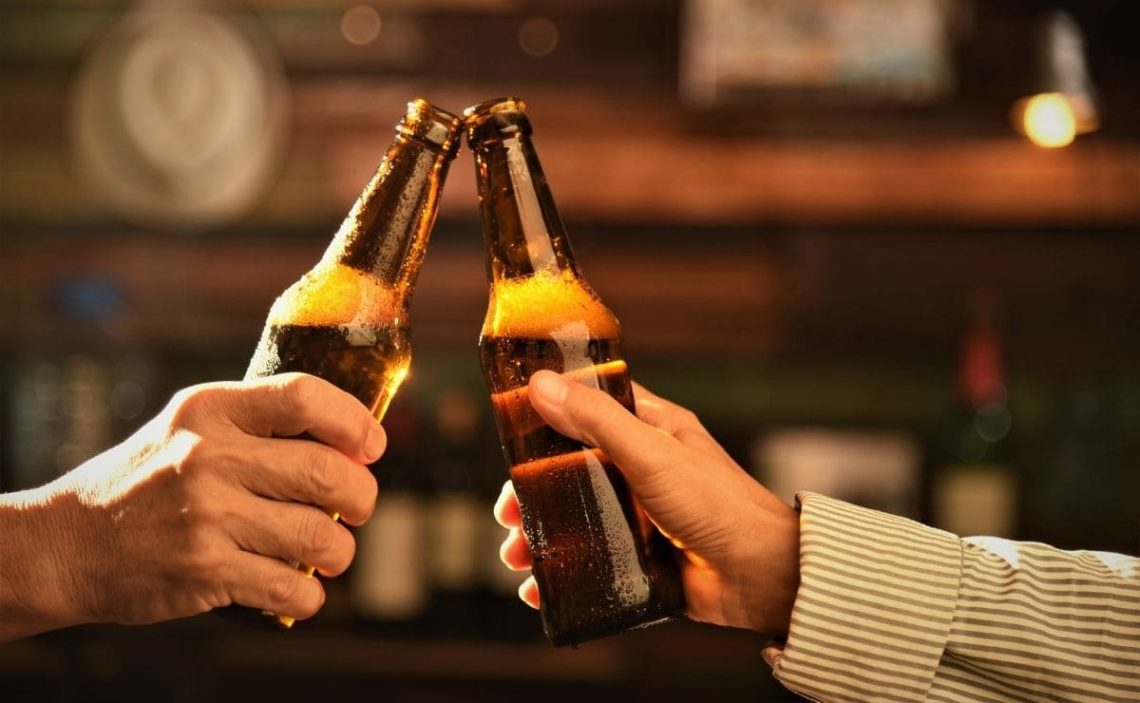 Esta señal demuestra que podrías convertirte en un alcohólico