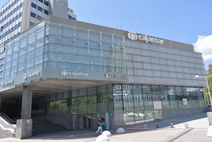 AEB, CECA, UNACC y Cajamar pasan al cuadernillo Rubio la paga de la inflación