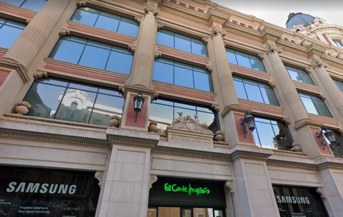 El Corte Inglés cierra la venta del histórico edificio de Portal de lÀngel