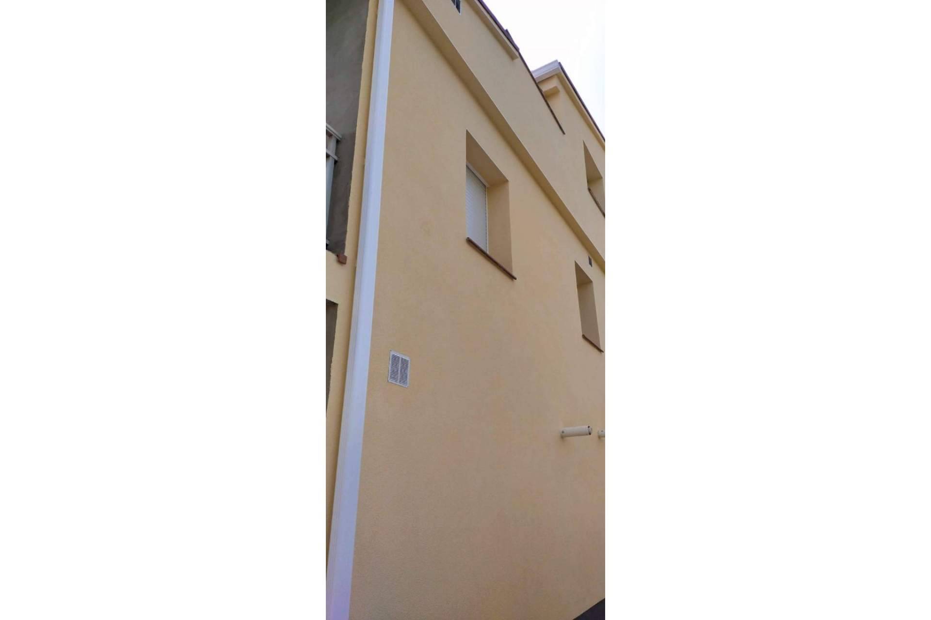 ¿Cómo rehabilitar una fachada evitando costes extras? Façanes Maresme S.L.