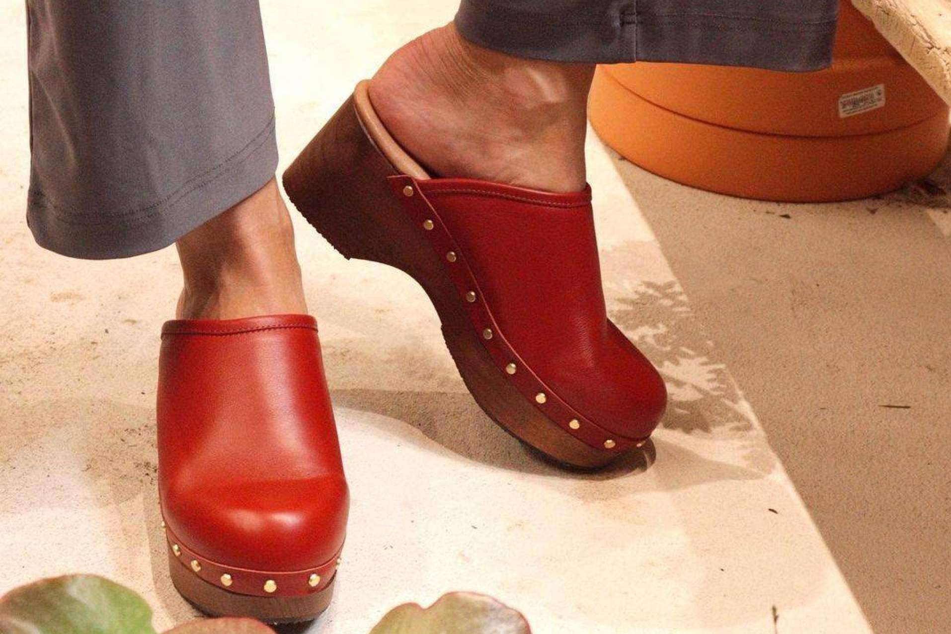 Los zuecos made in Spain diferentes, cómodos y de calidad que arrasan este verano de Tuilus