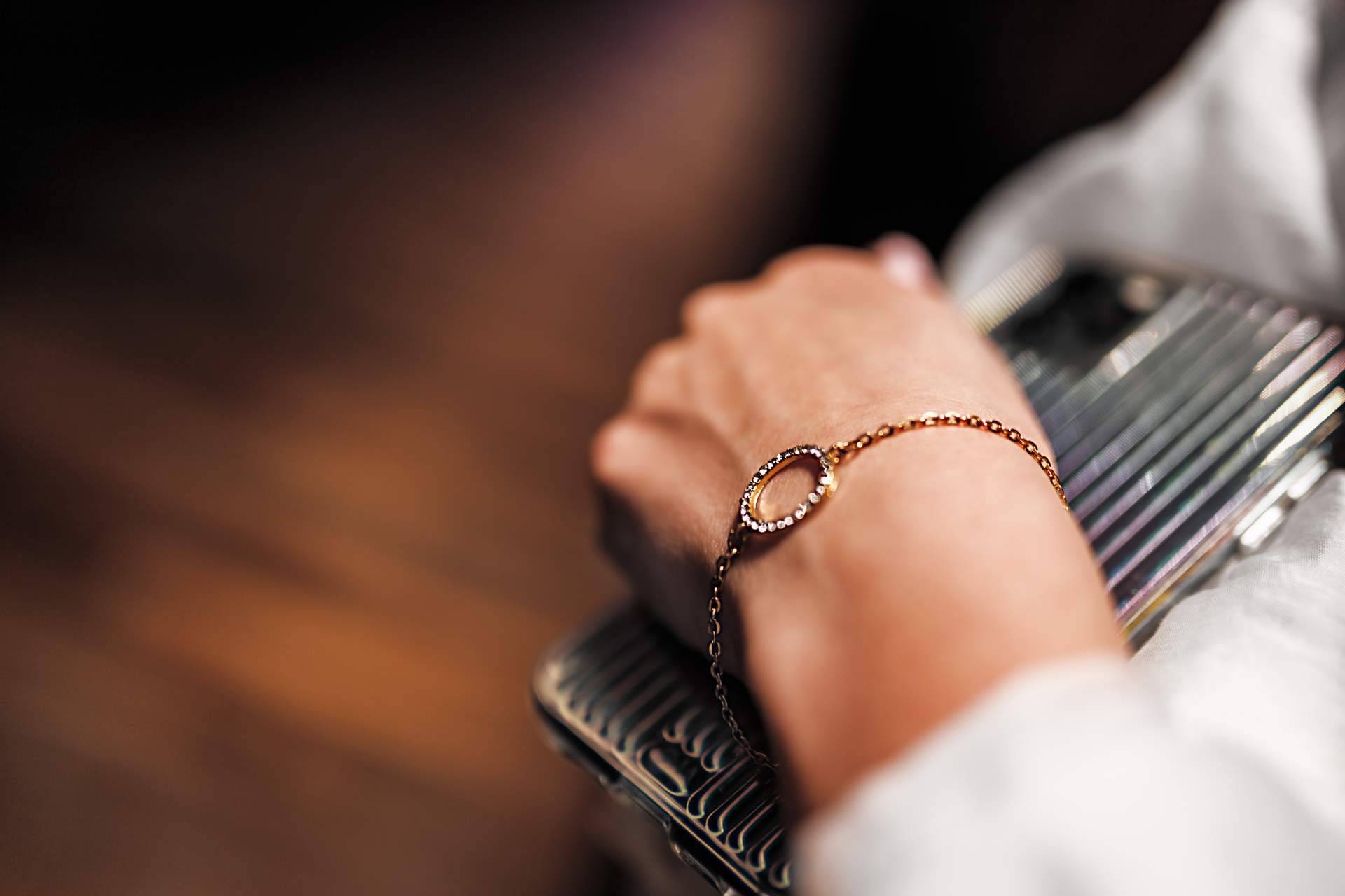 ¿Dónde encontrar pulseras de oro con diamantes? El Rubí Joyeros