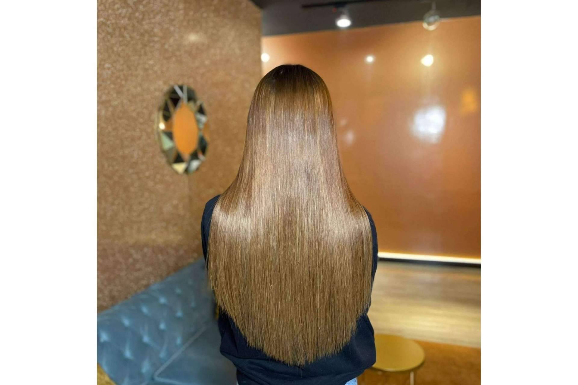 Extensiones adhesivas de Glam & Extensions para lograr un cambio de look