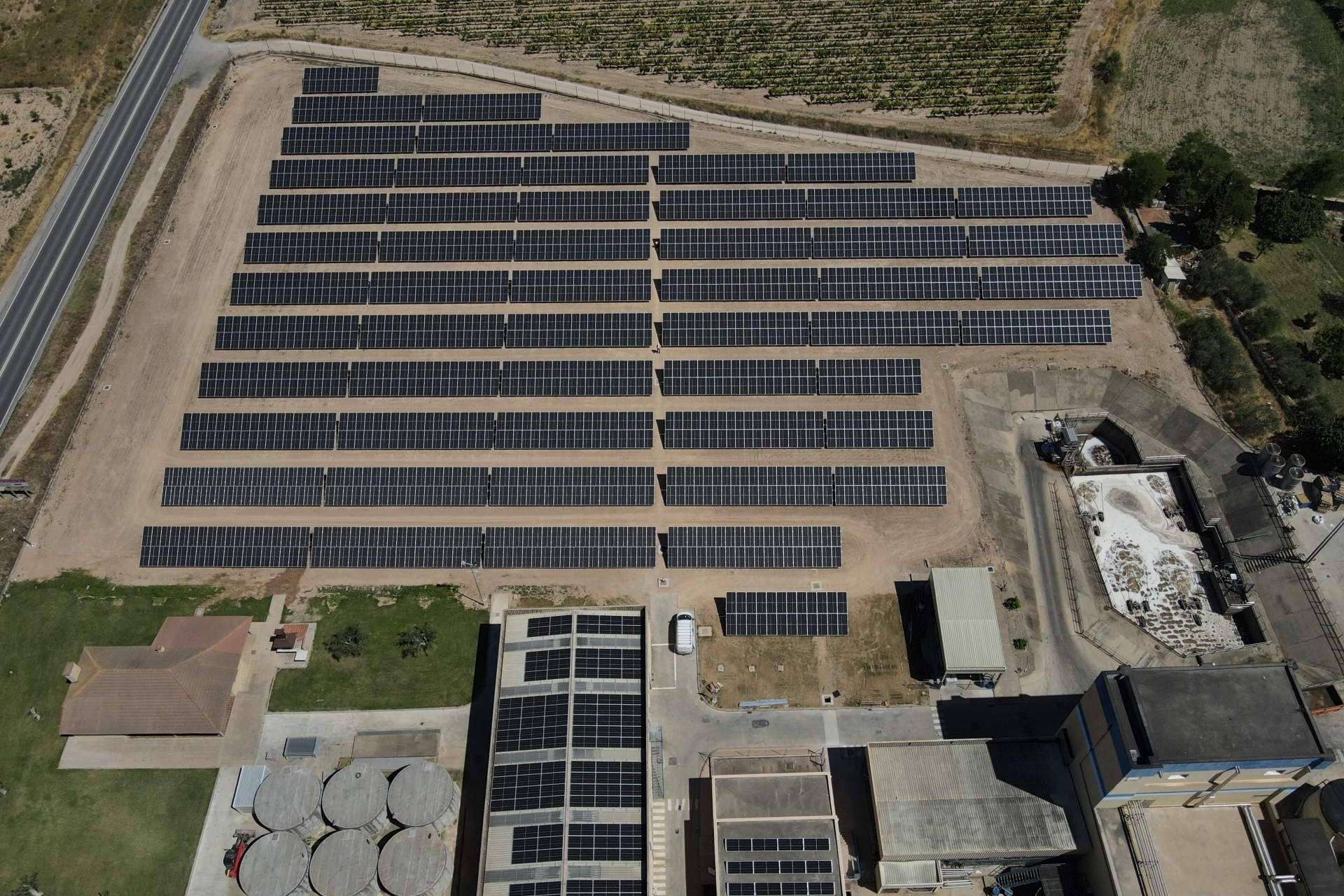 Intermalta, una de las compañías pioneras en el autoconsumo de energía, ha inaugurado sus instalaciones fotovoltaicas