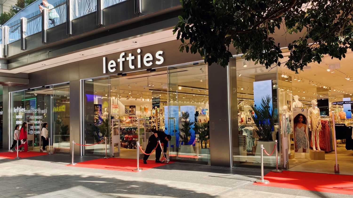 El abrigo acolchado de Lefties que te protegerá del frío por menos de 30 euros