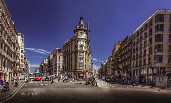 La oferta inmobiliaria se desploma en Barcelona
