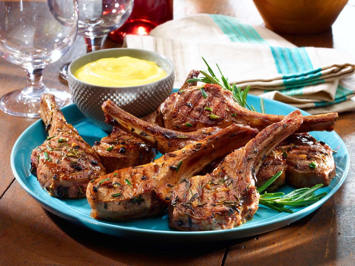 Chuletas de cordero: cómo hacerlas al horno igual que en una barbacoa