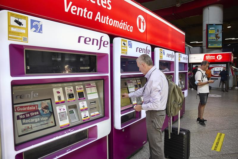 Los usuarios de Renfe podrán adquirir desde el miércoles el nuevo abono gratuito