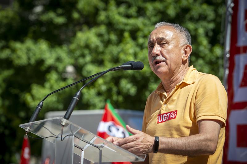 Pepe Álvarez califica de «esclavitud» la libertad de horarios comerciales para los trabajadores de Madrid