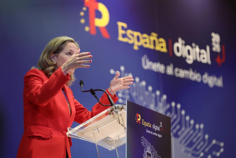 El Gobierno espera aprobar sus grandes reformas digitales para fin de año