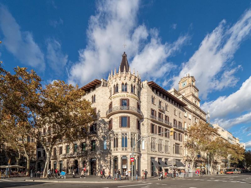 Apple aumenta su plantilla un 20% en España y abre nueva oficina en Barcelona