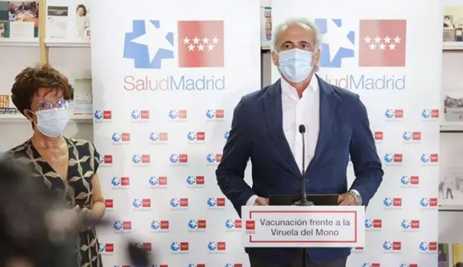 Escudero defiende la atención telemática del Hospital Villalba a una paciente en urgencias: «Es un proceso validado»