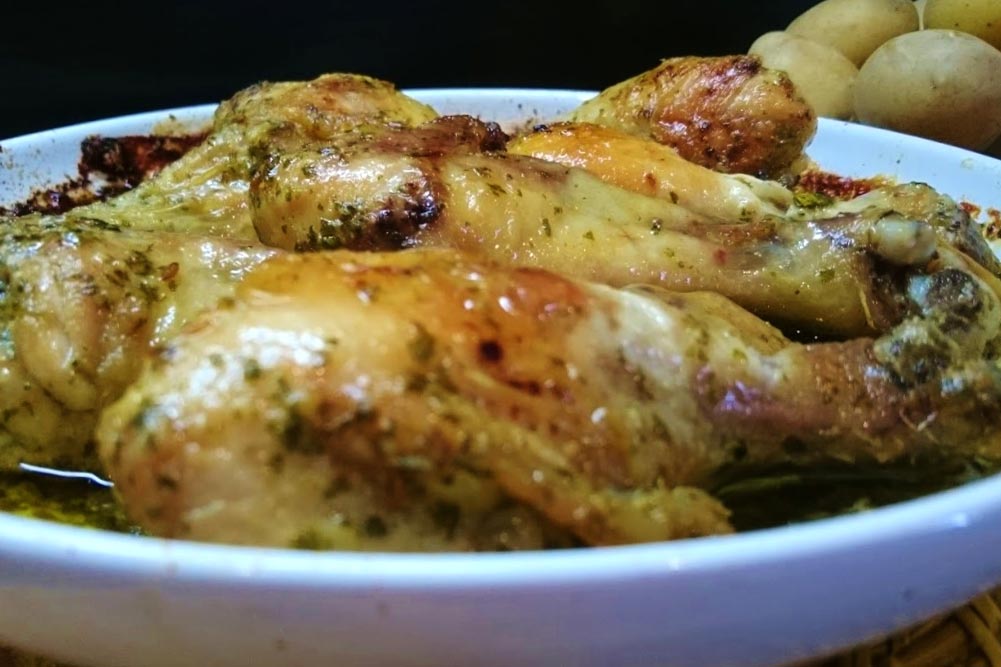 Pollo al ajillo: así se hace para que sepa como el de tu abuela