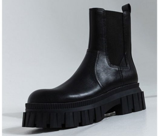 botas Stradivarius