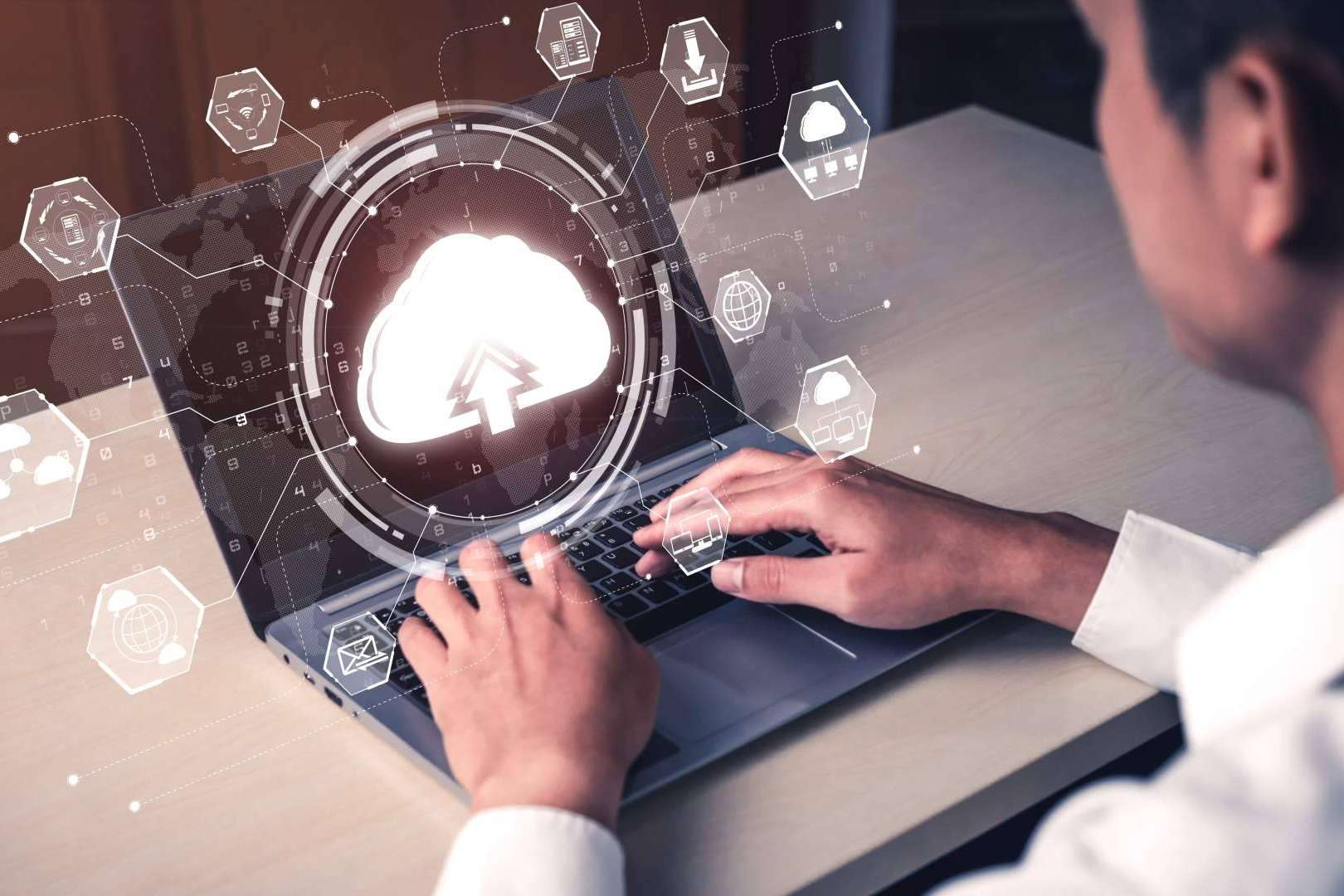 ¿Cuáles son los beneficios de operar con un servidor Cloud?
