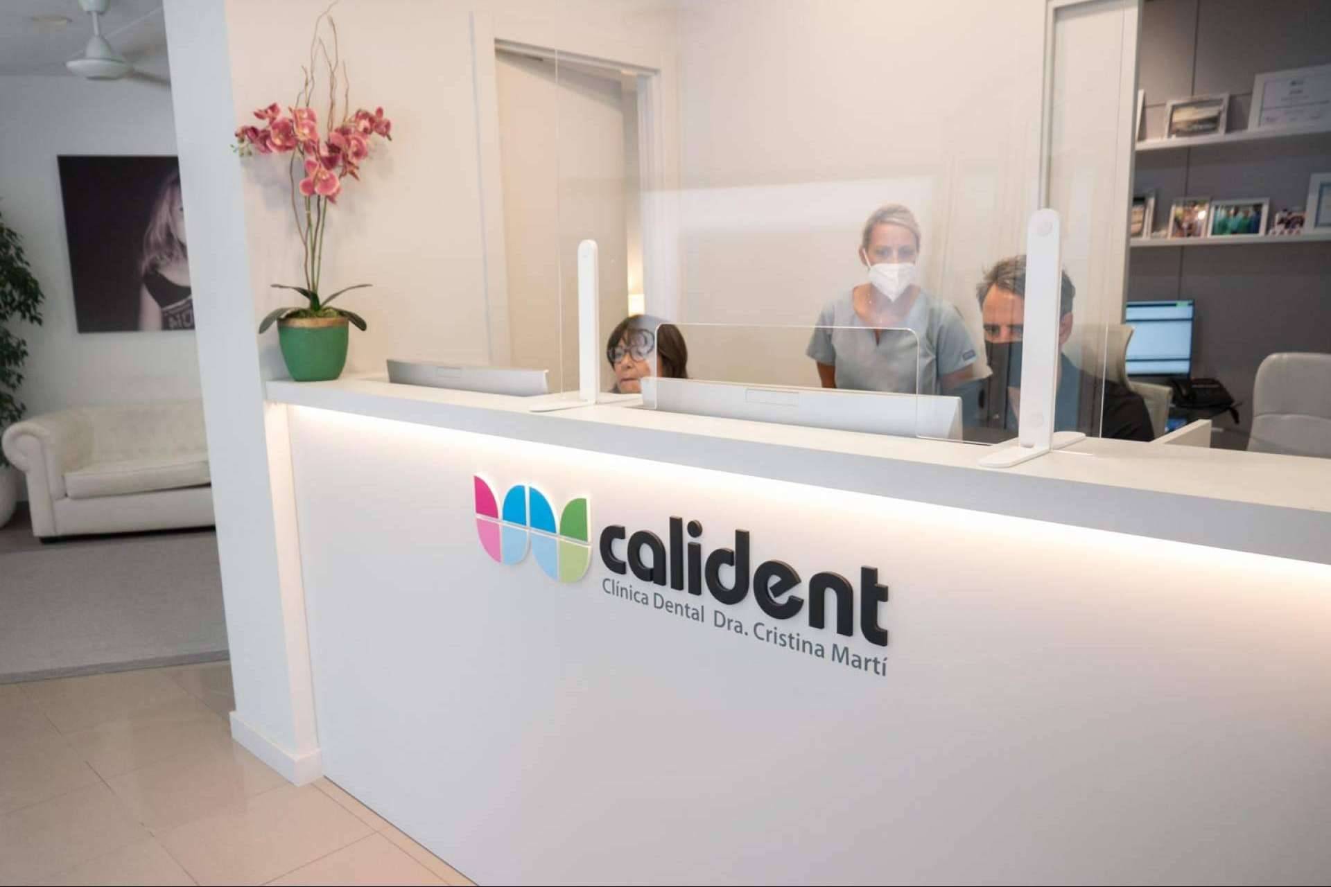 Clínica dental Calident en Sitges, Barcelona, para cuidar la sonrisa