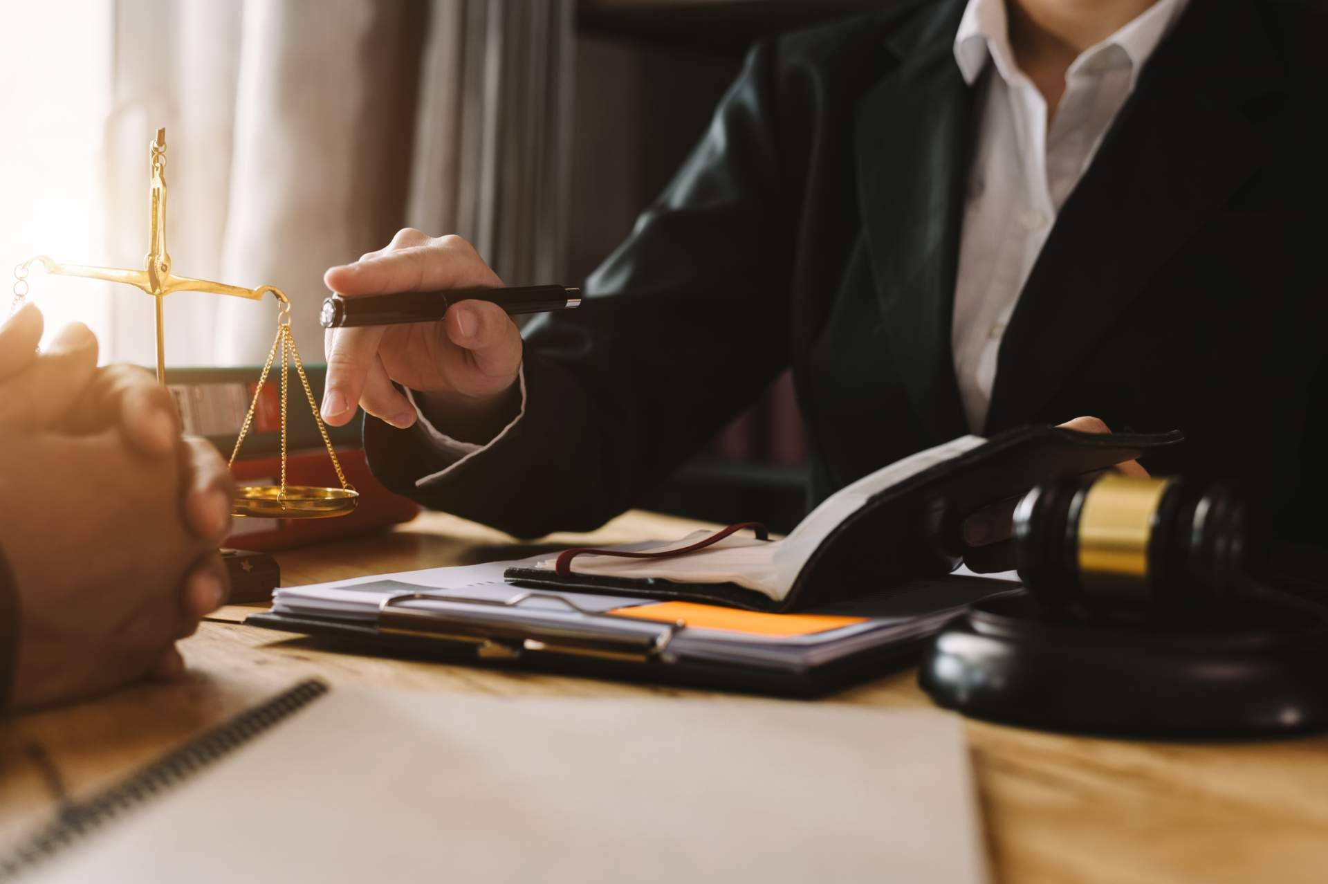 Leggado destaca la importancia de contar con un abogado especialista en herencias en Sevilla para evitar estafas
