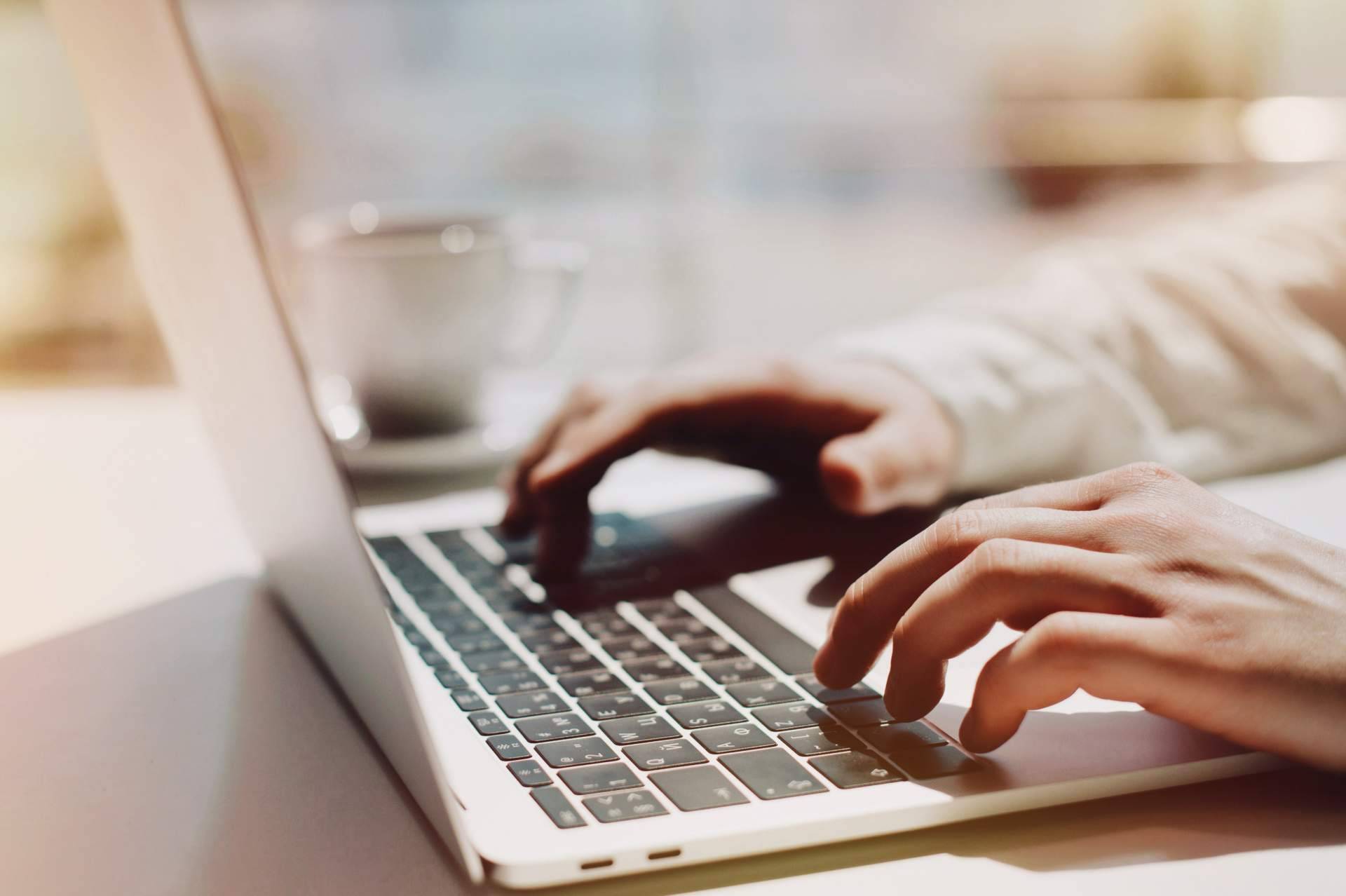Las empresas pueden agilizar la contratación de profesionales IT en un 80 % gracias a Opground