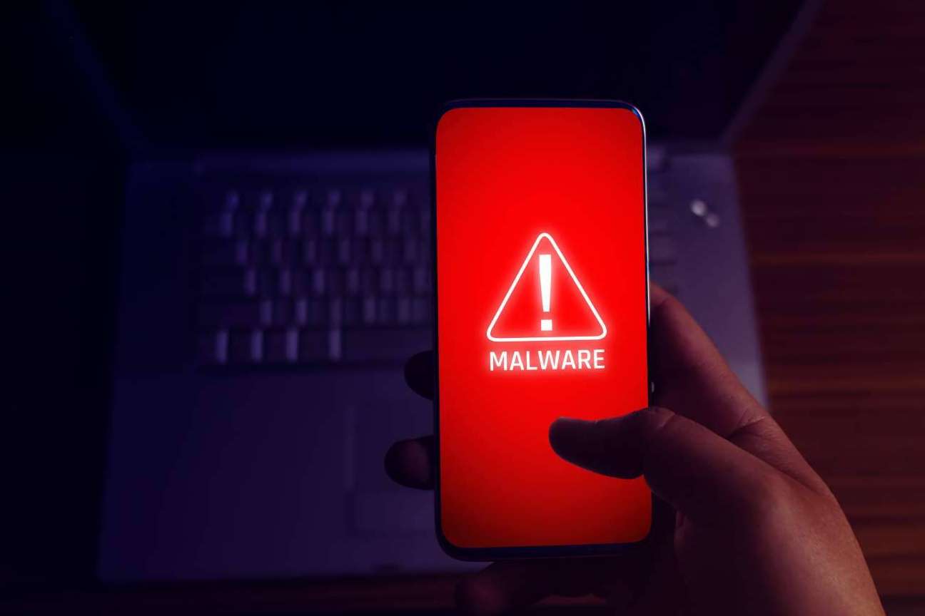 El software Sophos para proteger el móvil del malware, por Metafrase
