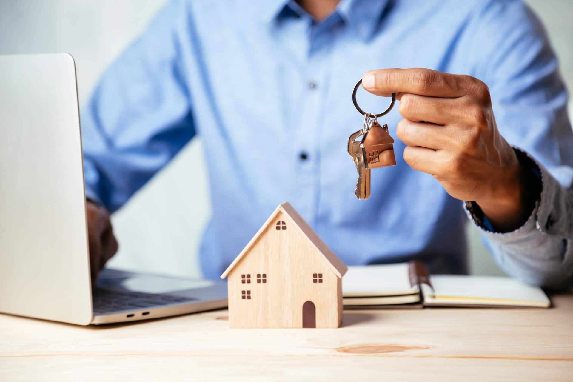 La forma de vender piso heredado Málaga, con D&A Inmobiliaria