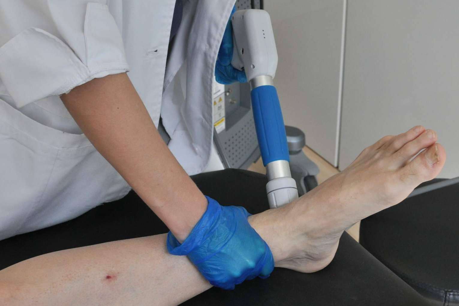 Las lesiones del tobillo y pie más frecuentes en verano que pueden ser tratadas con fisioterapia, por eFISIO
