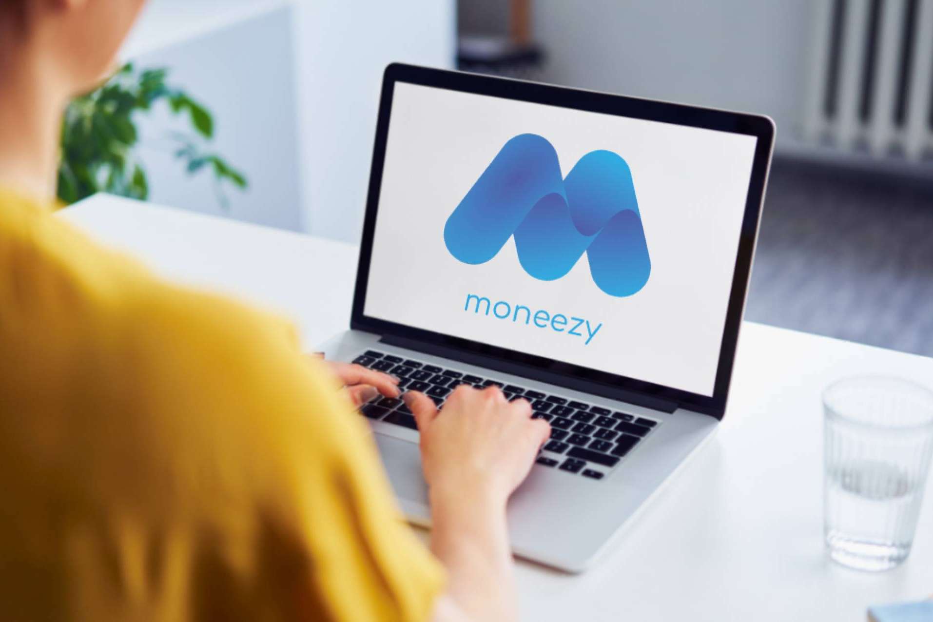 Comparar productos financieros al instante con Moneezy