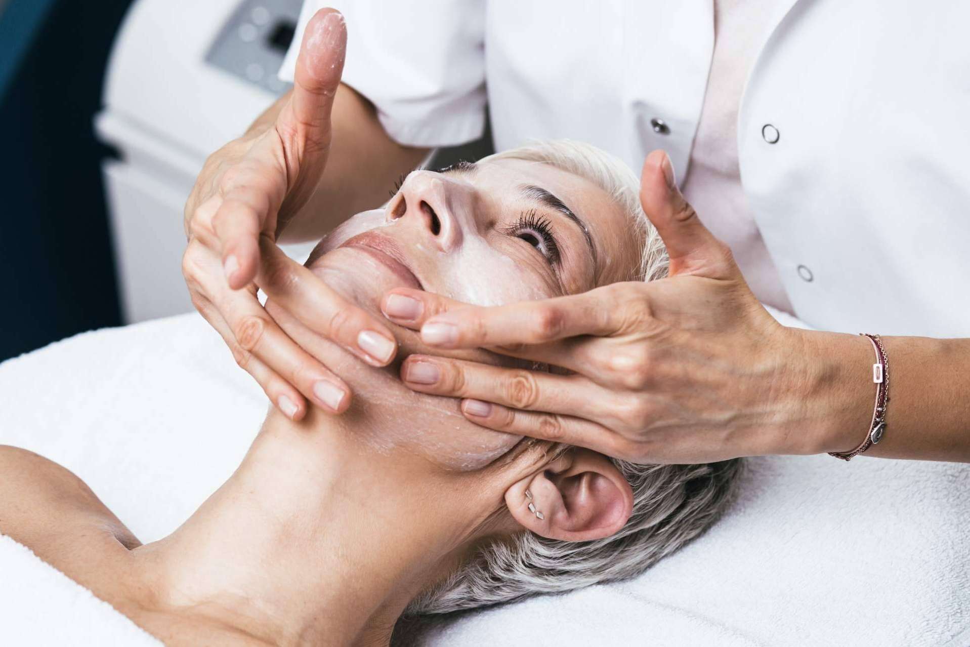 Clínica Femme y sus tratamientos de peeling en verano