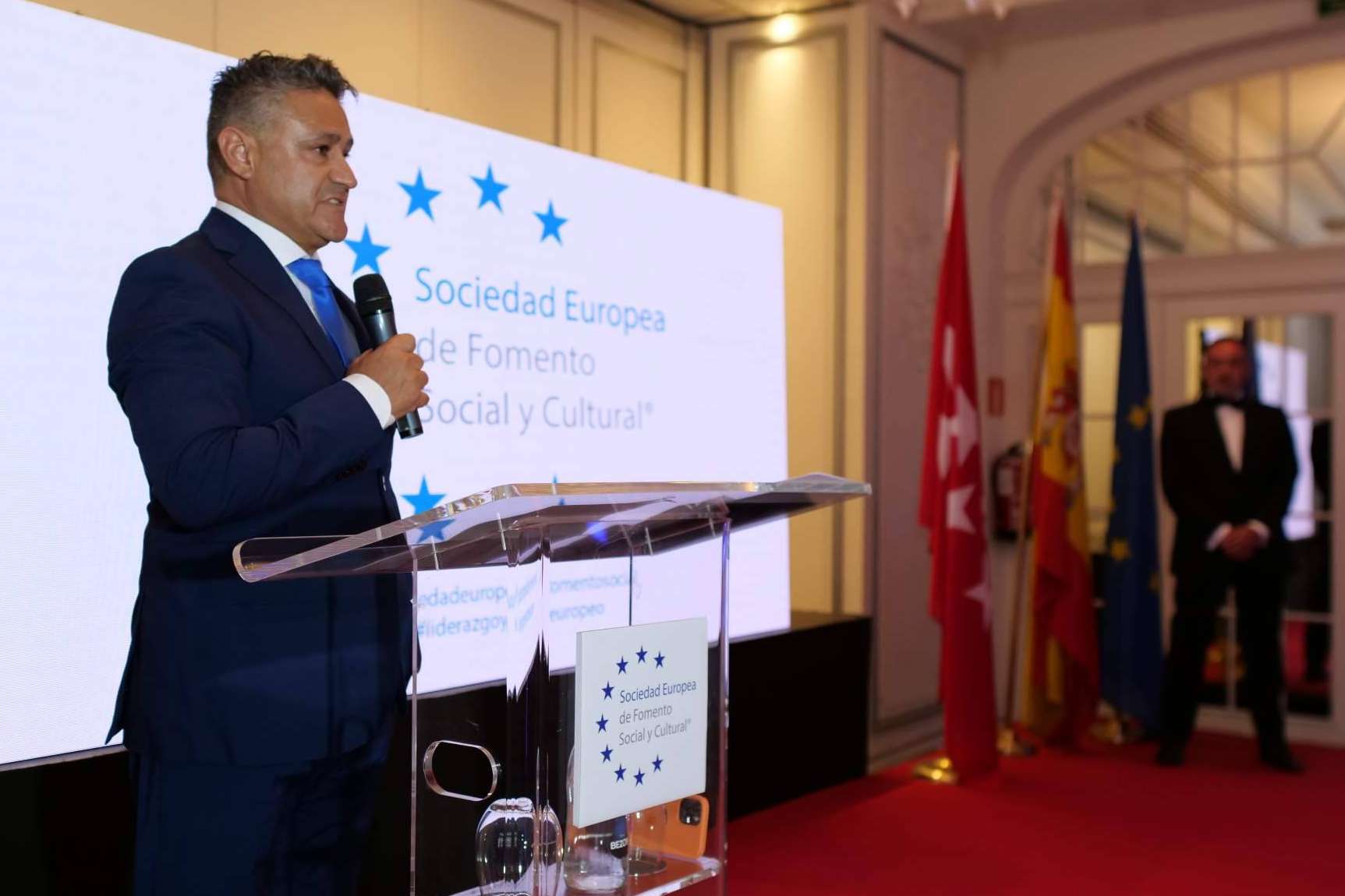 Instituto Español Funerario es premiado con la II Edición del Premio al Liderazgo y Éxito empresarial