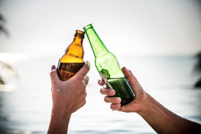 Cerveza o sidra: te decimos qué bebida engorda más